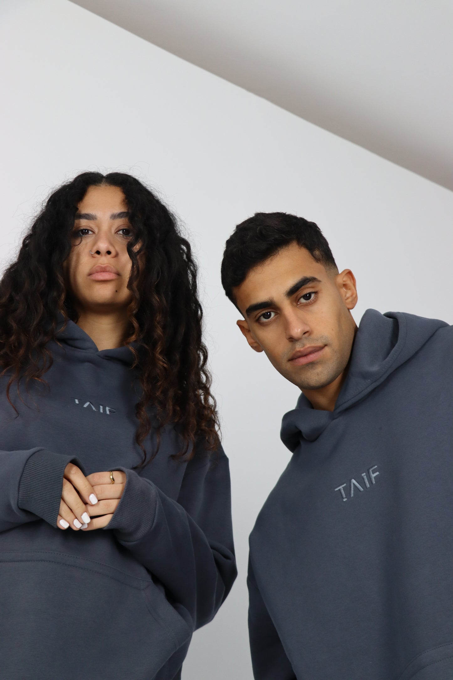 UNAVERAGE Hoodie